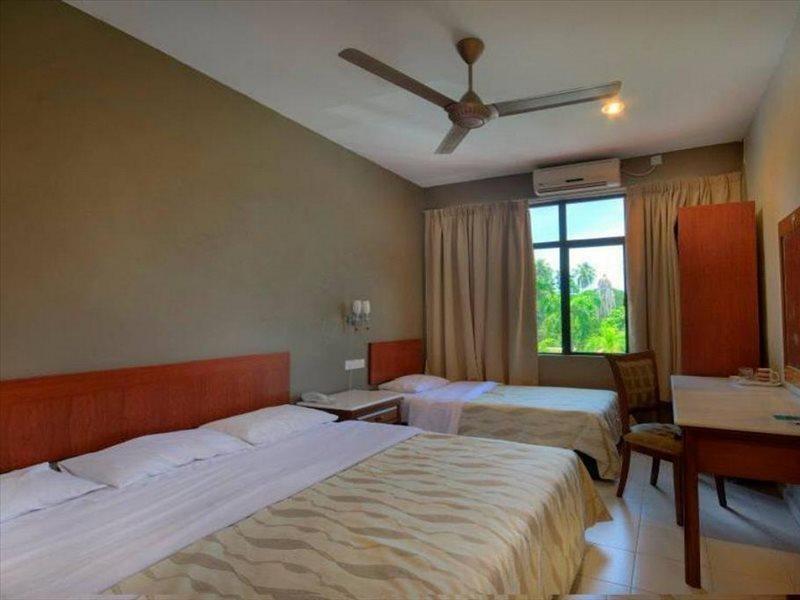 Amara Guesthouse Kuah Exterior foto
