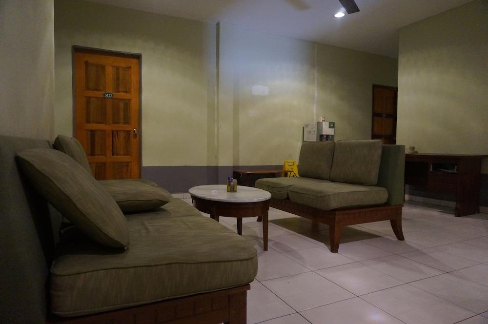 Amara Guesthouse Kuah Exterior foto